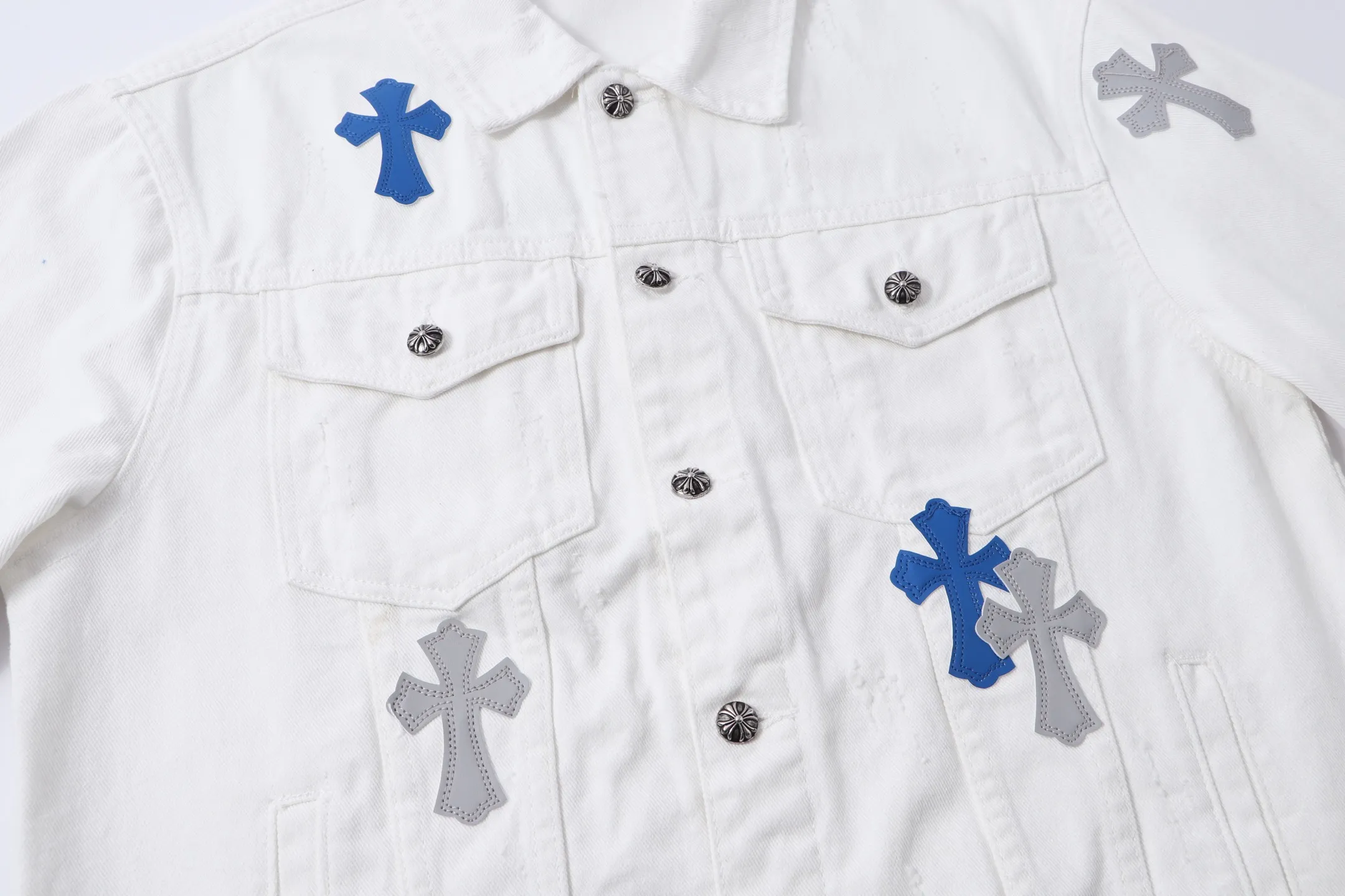 P310 Chrome Hearts Chrome Hearts leather cross-piece embroidered shirt denim jacket Color: black blue black Size: M L XL XXL XXXL